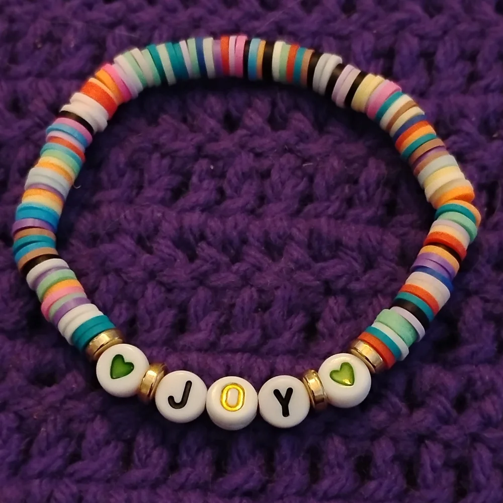 Red and Pink Beaded Jewelry Bracelet - Picture 1 of 5
